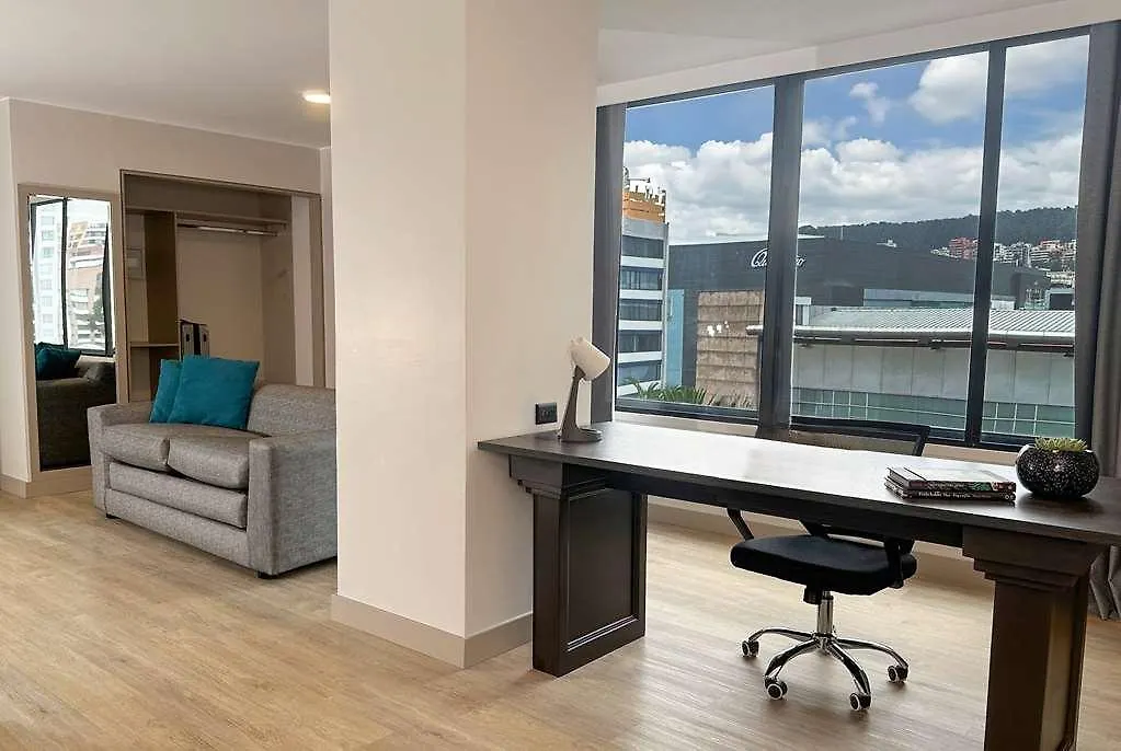 La Quinta By Wyndham Quito Caicedo Plaza Hotel Ecuador