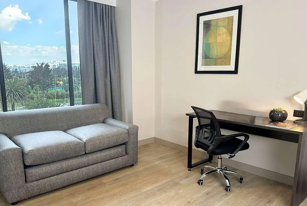 La Quinta By Wyndham Quito Caicedo Plaza Hotel