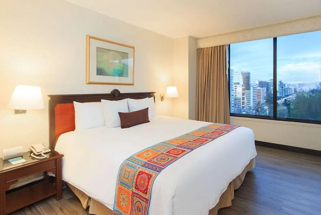 La Quinta By Wyndham Quito Caicedo Plaza Hotel